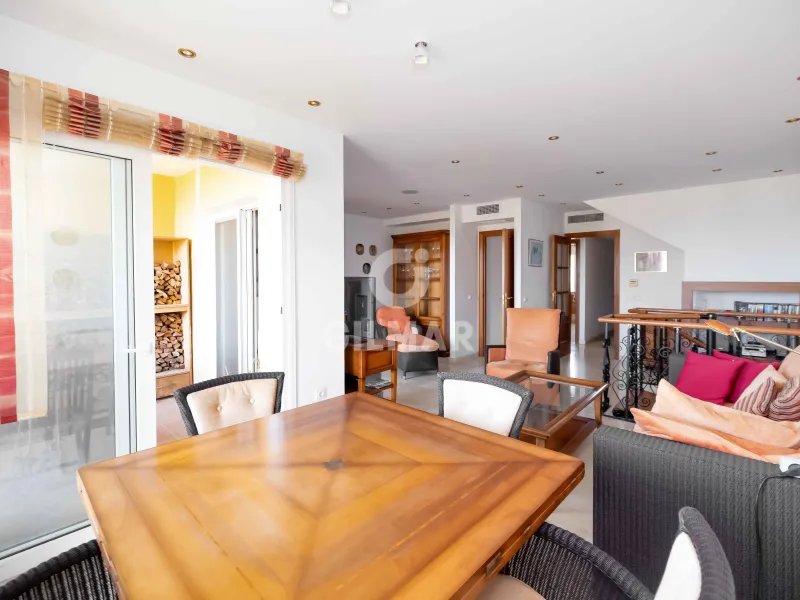 Duplex penthouse in Marbella Este - Málaga