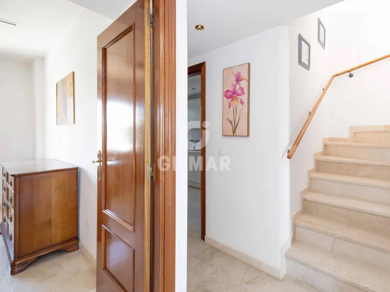Duplex penthouse in Marbella Este - Málaga