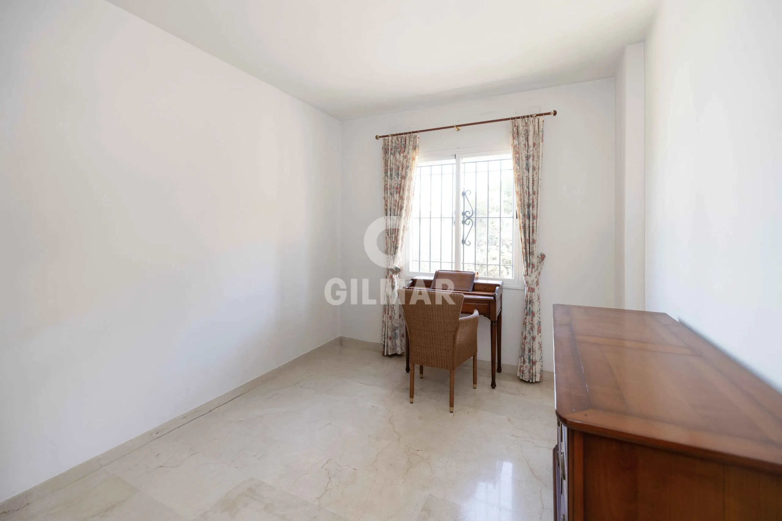 Duplex penthouse in Marbella Este - Málaga