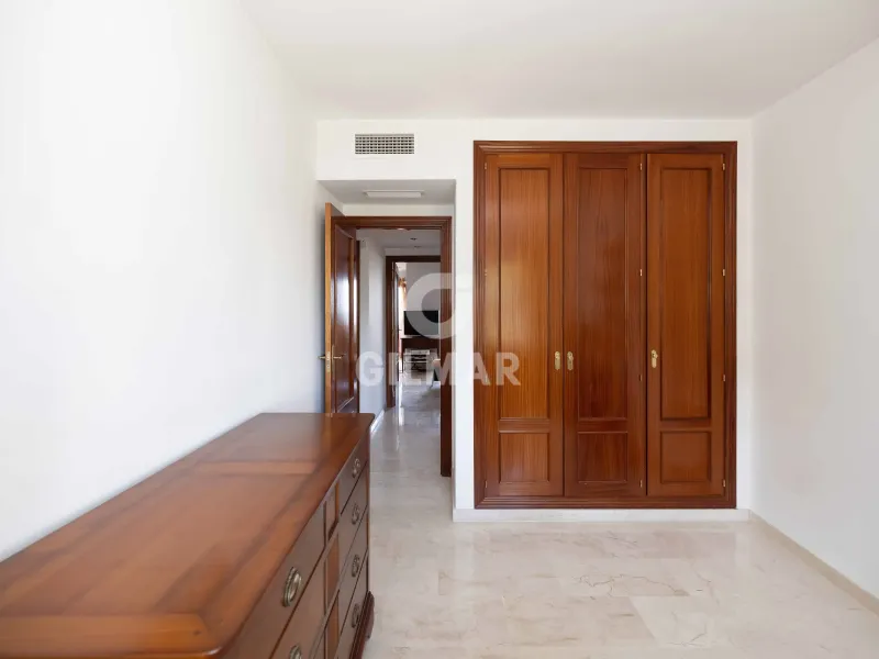 Duplex penthouse in Marbella Este - Málaga