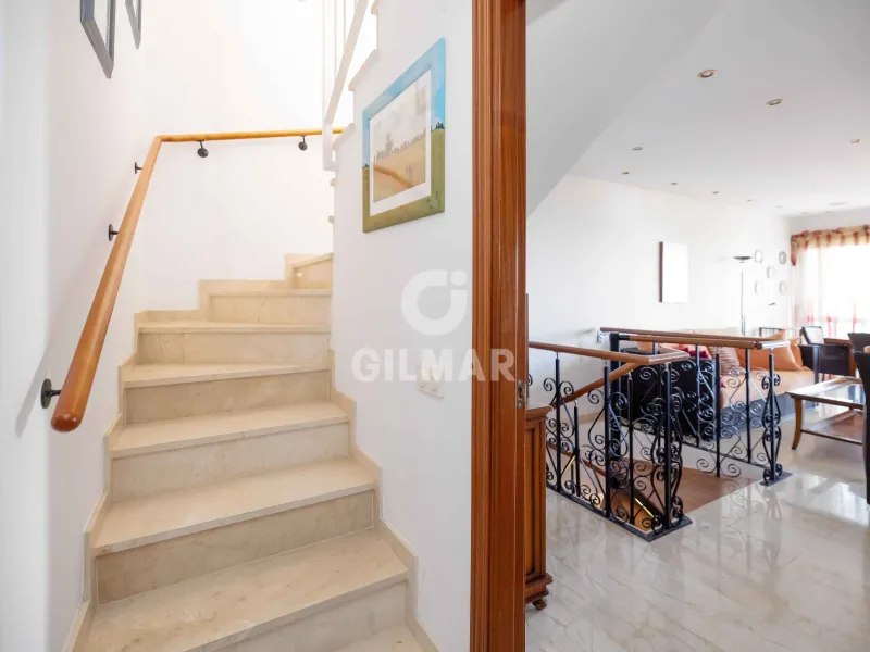 Duplex penthouse in Marbella Este - Málaga