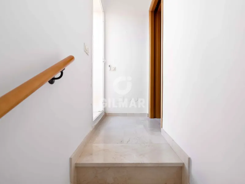 Duplex penthouse in Marbella Este - Málaga