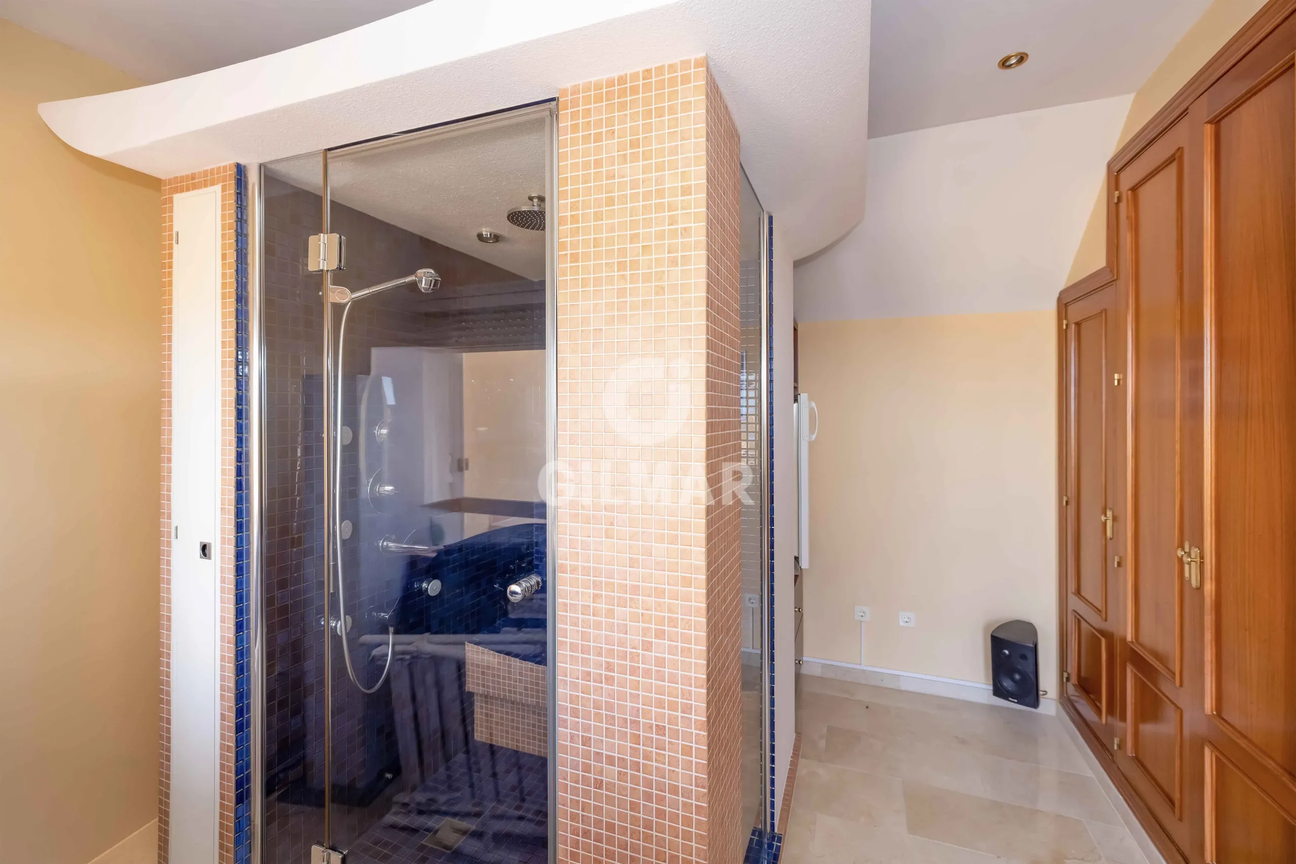 Duplex penthouse in Marbella Este - Málaga