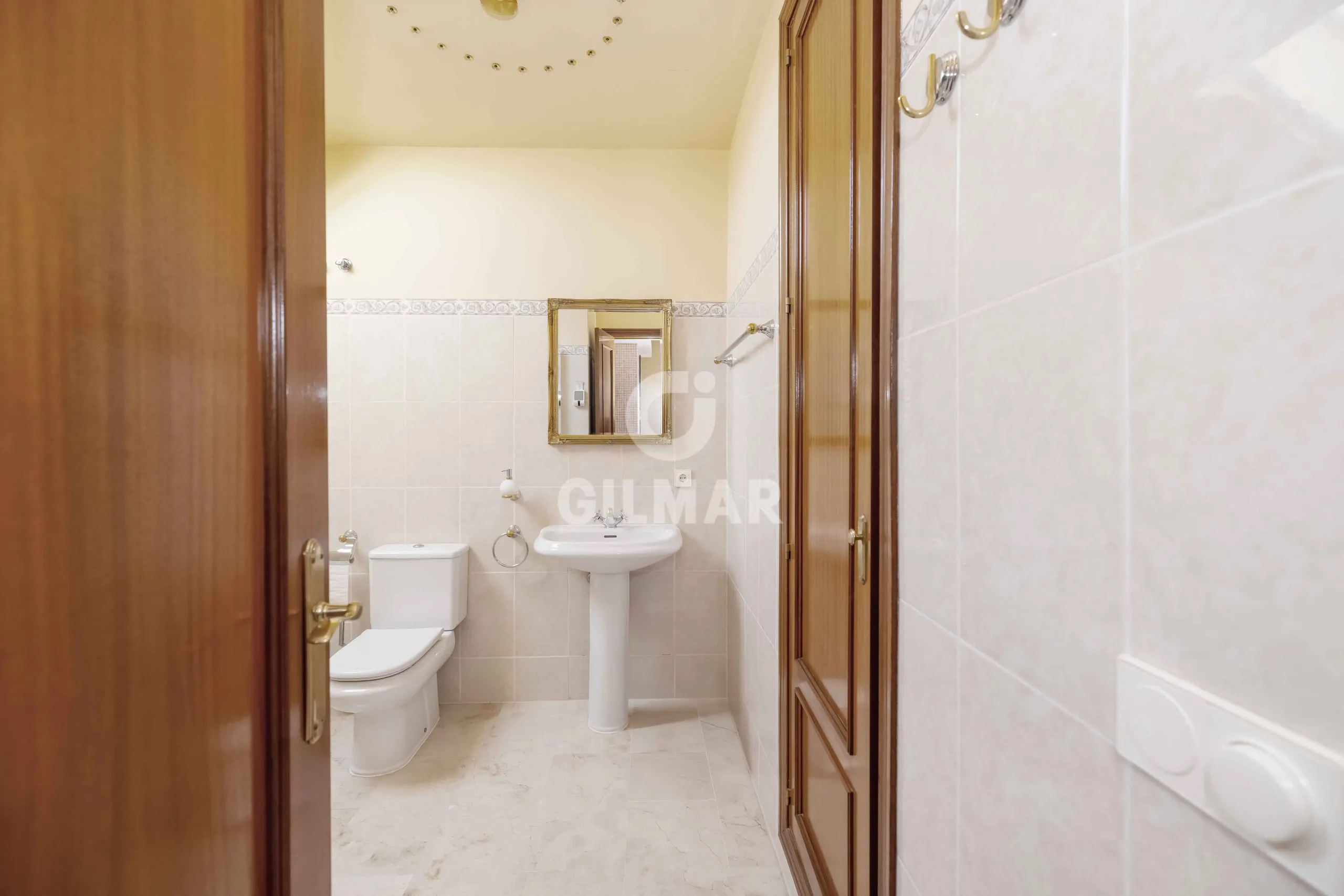 Duplex penthouse in Marbella Este - Málaga
