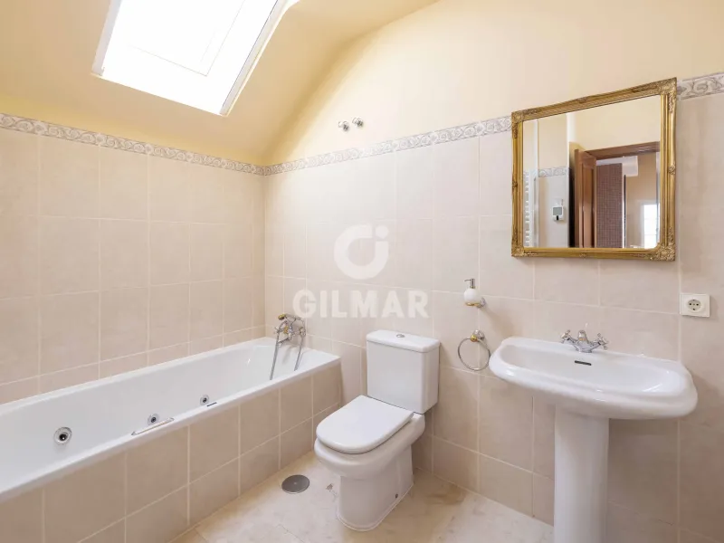 Duplex penthouse in Marbella Este - Málaga