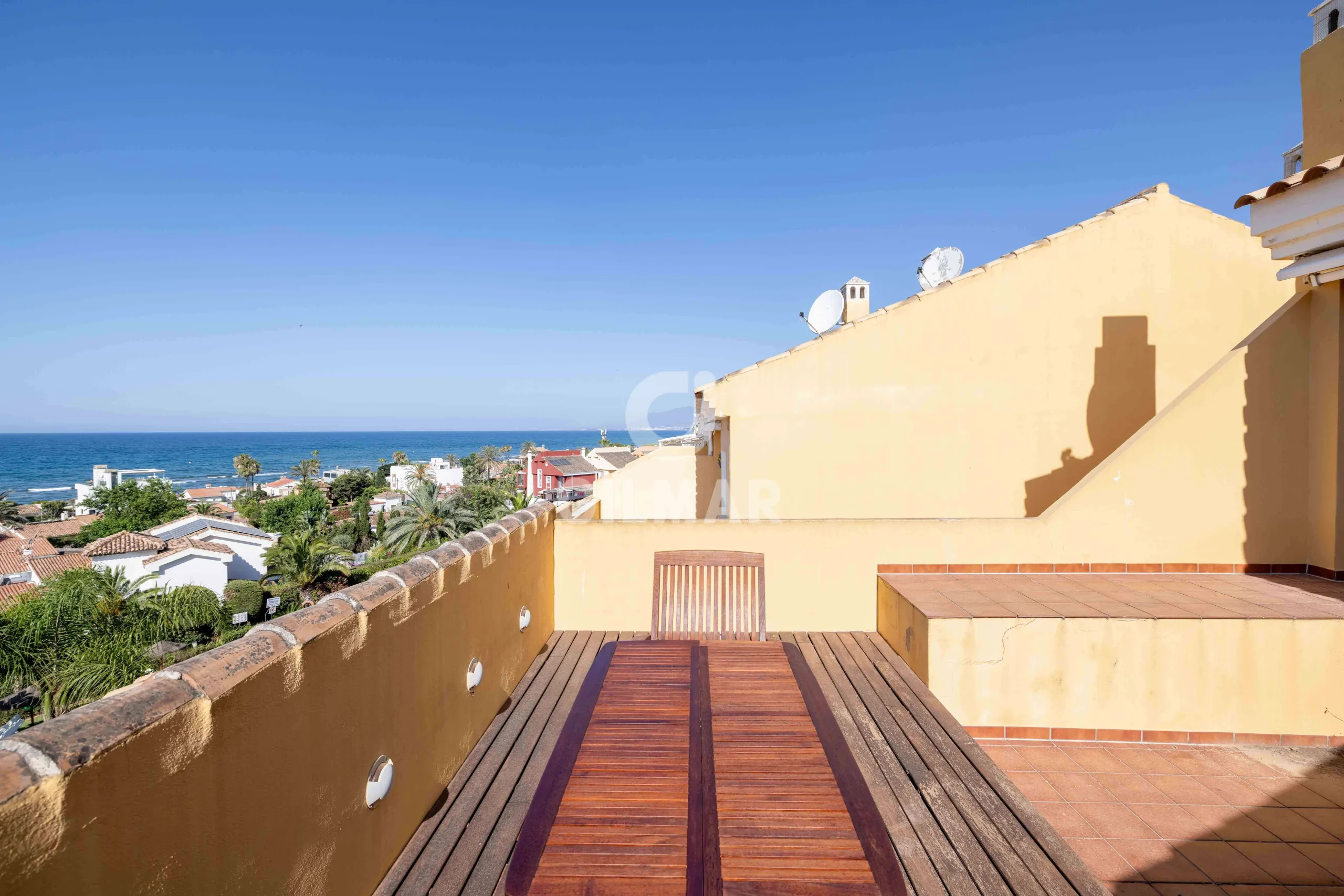Duplex penthouse in Marbella Este - Málaga