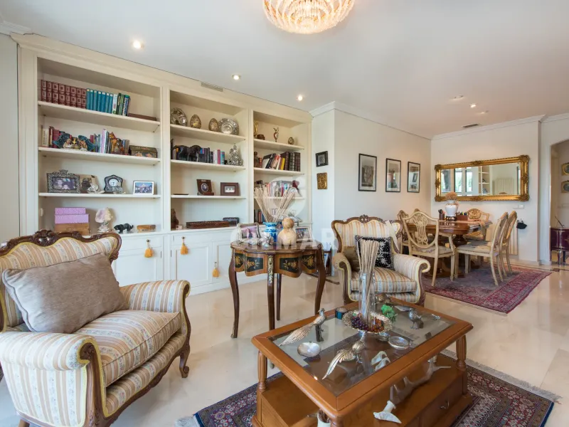 Apartment in Conde Orgaz - Madrid