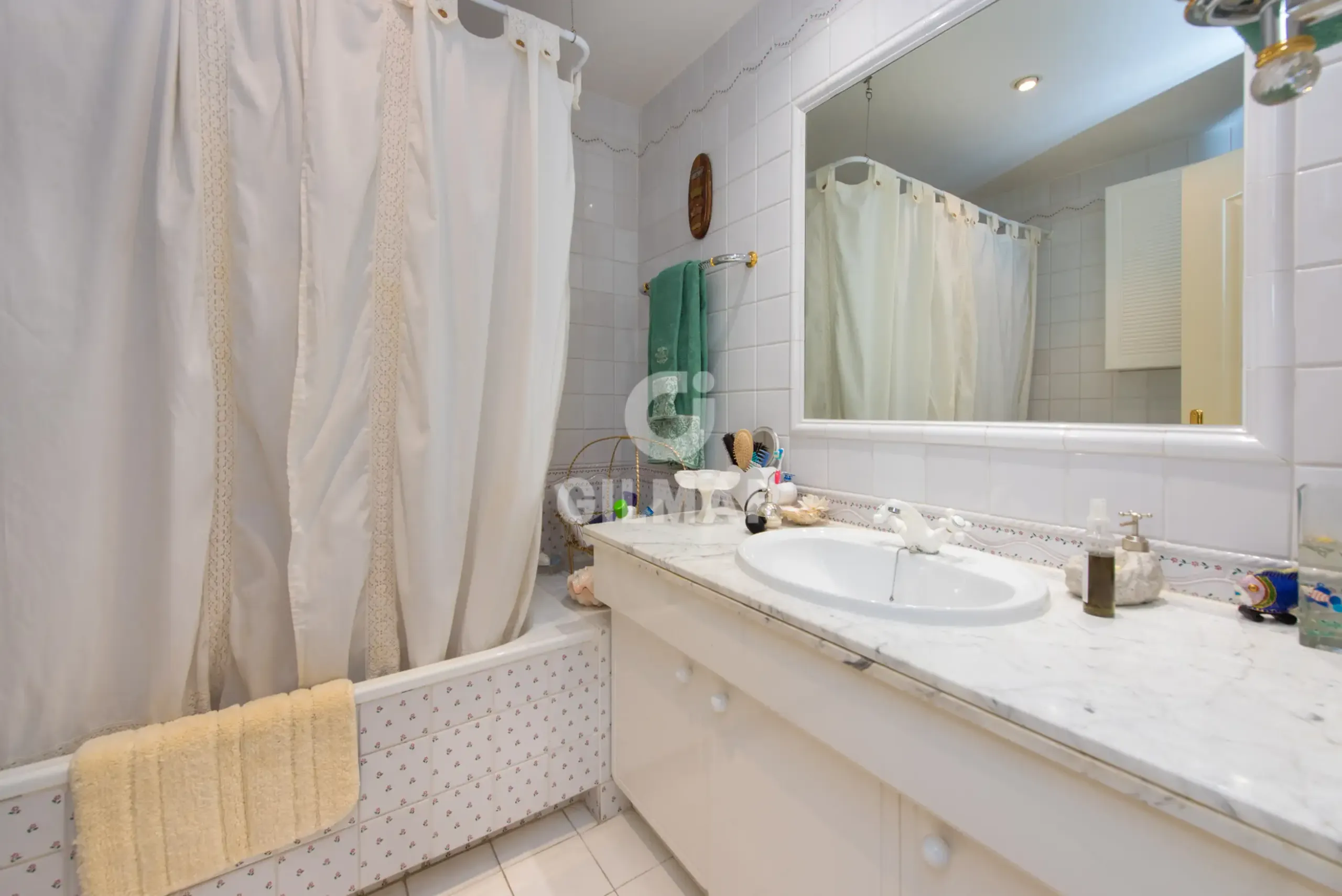 Apartment in Conde Orgaz - Madrid