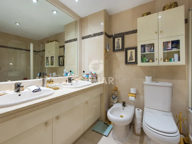 Apartment in Conde Orgaz - Madrid