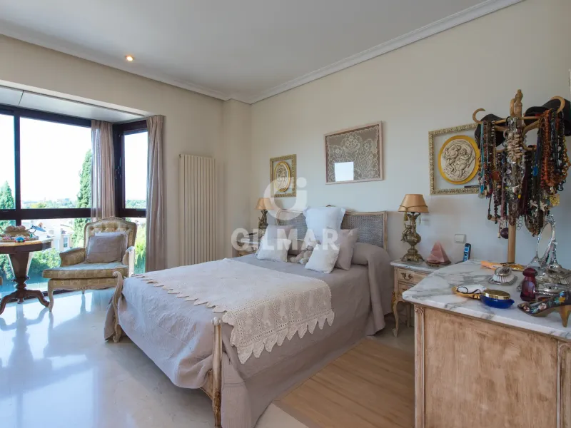 Apartment in Conde Orgaz - Madrid