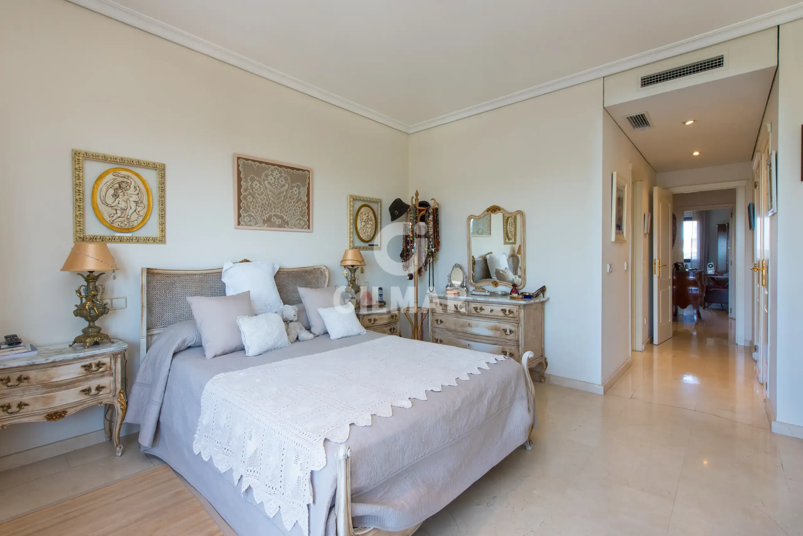 Apartment in Conde Orgaz - Madrid