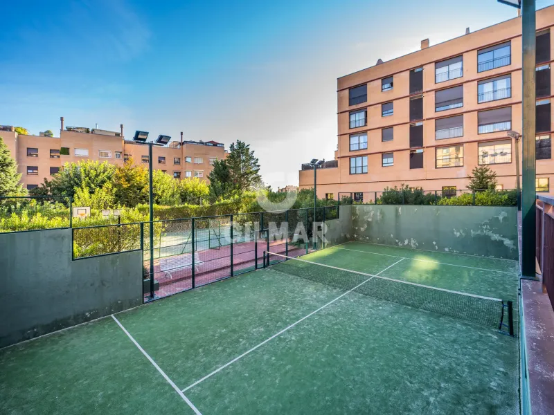 Apartment in Conde Orgaz - Madrid