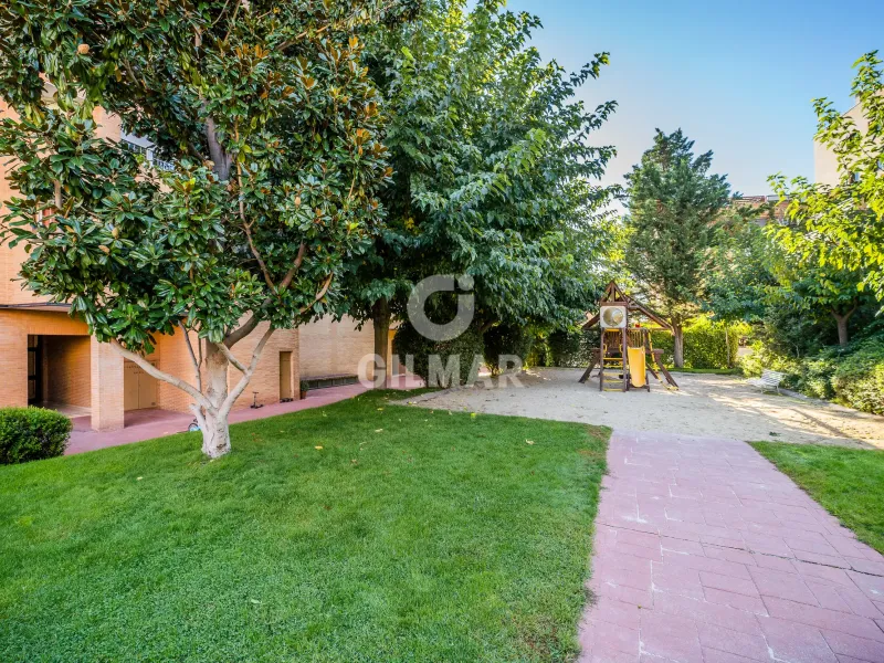 Apartment in Conde Orgaz - Madrid