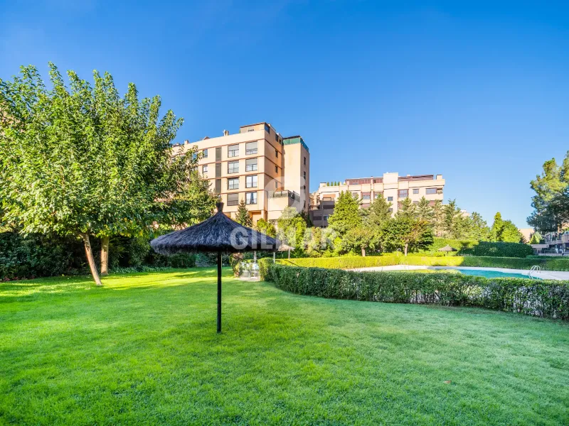 Apartment in Conde Orgaz - Madrid
