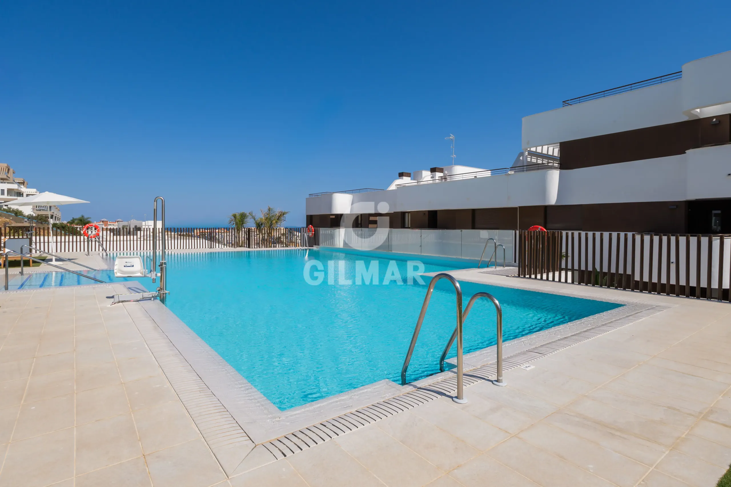 Bajo en Estepona - Málaga