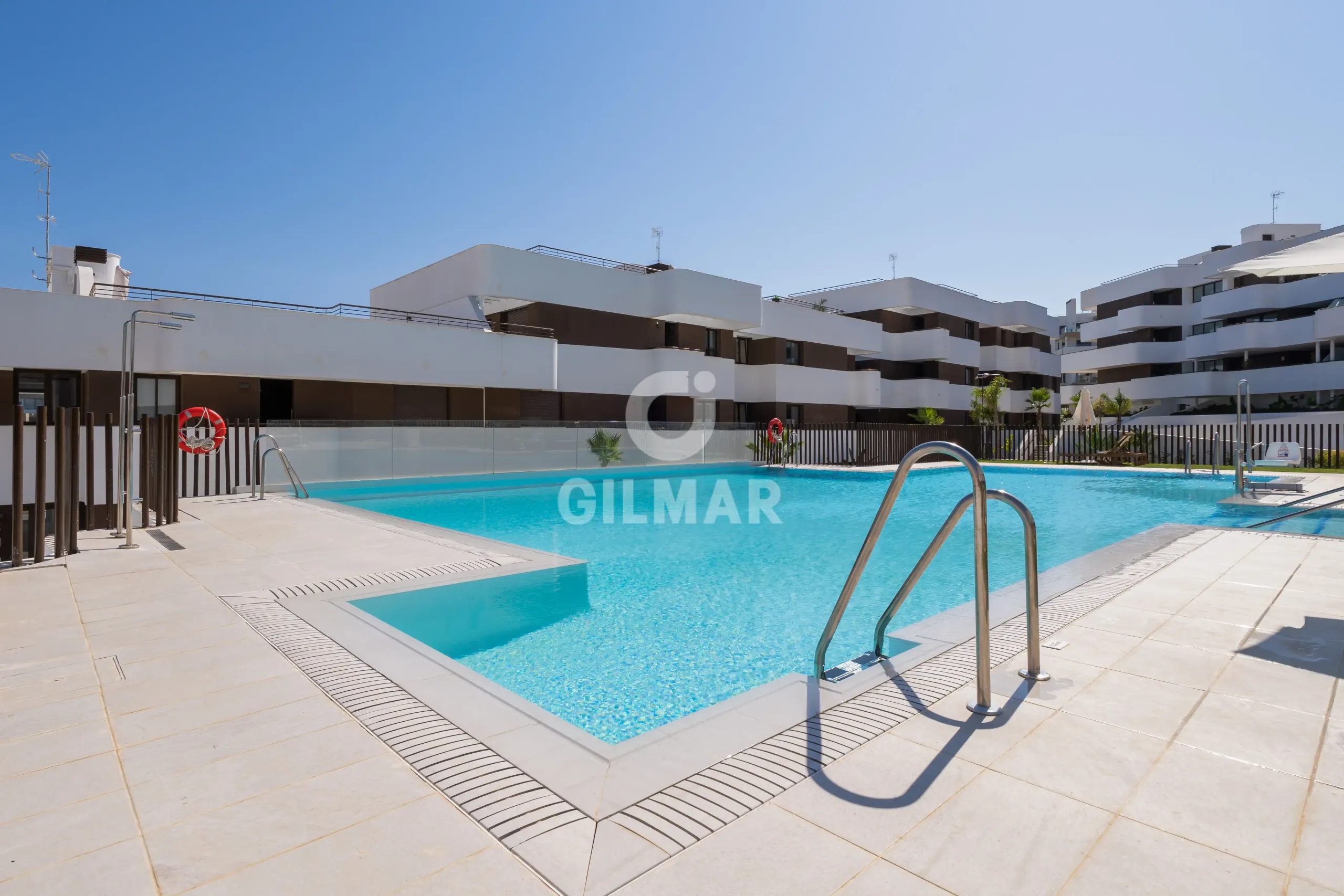 Bajo en Estepona - Málaga