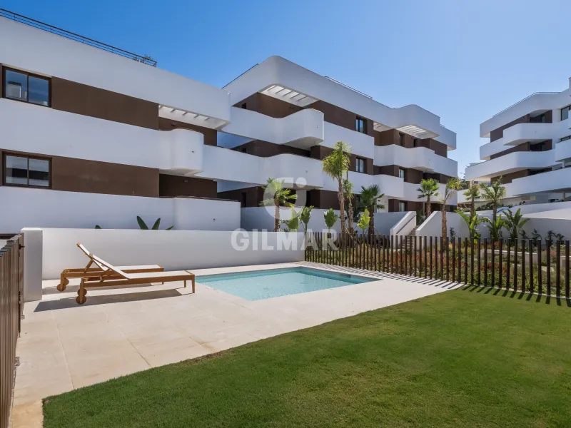 Bajo en Estepona - Málaga