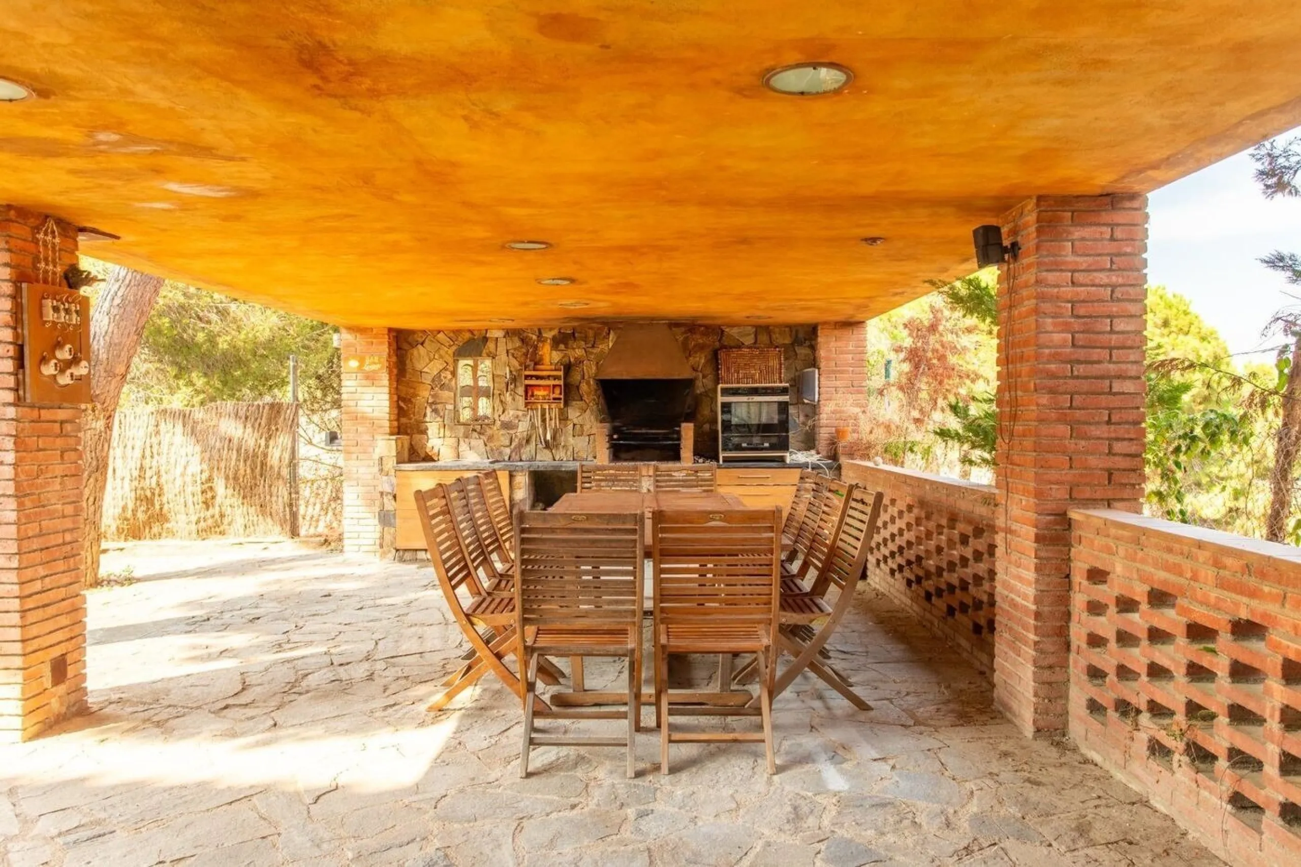 Villa independiente con vistas al mar, jardín y piscina en Sant Andreu de Llavaneres, Barcelona