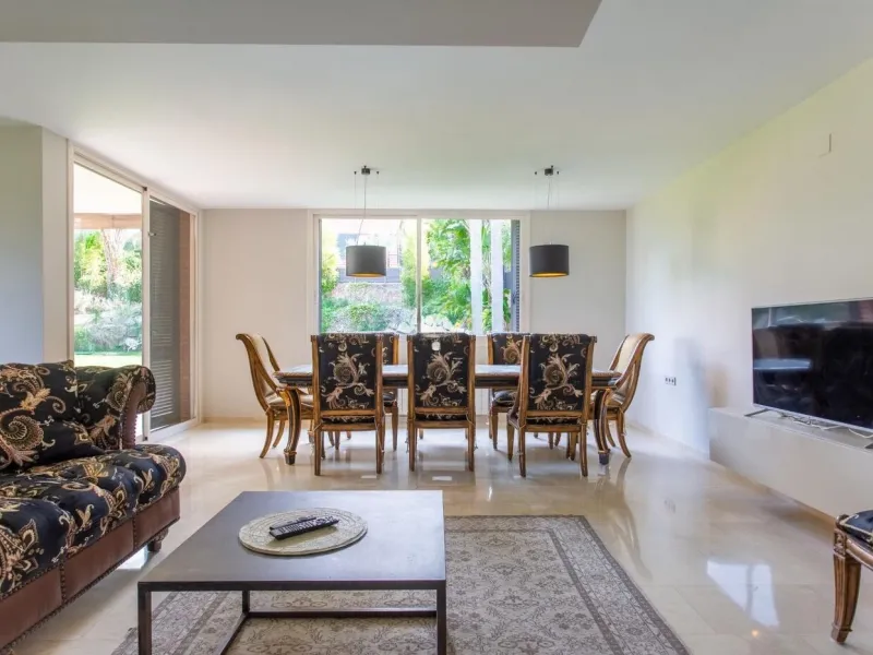 Villa independiente con vistas al mar, jardín y piscina en Sant Andreu de Llavaneres, Barcelona
