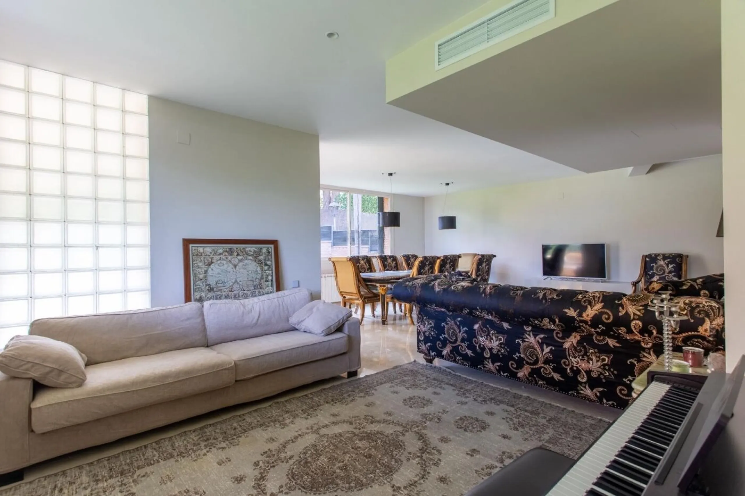 Villa independiente con vistas al mar, jardín y piscina en Sant Andreu de Llavaneres, Barcelona