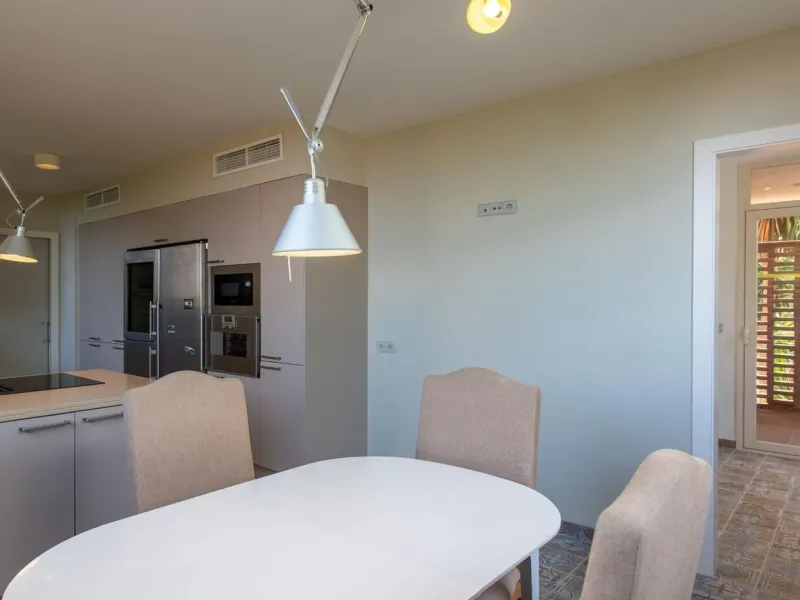 Villa independiente con vistas al mar, jardín y piscina en Sant Andreu de Llavaneres, Barcelona