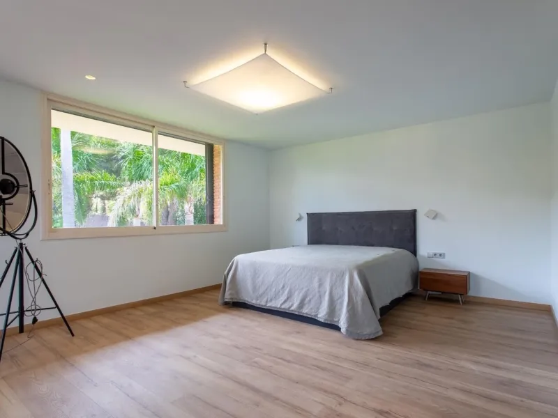 Villa independiente con vistas al mar, jardín y piscina en Sant Andreu de Llavaneres, Barcelona