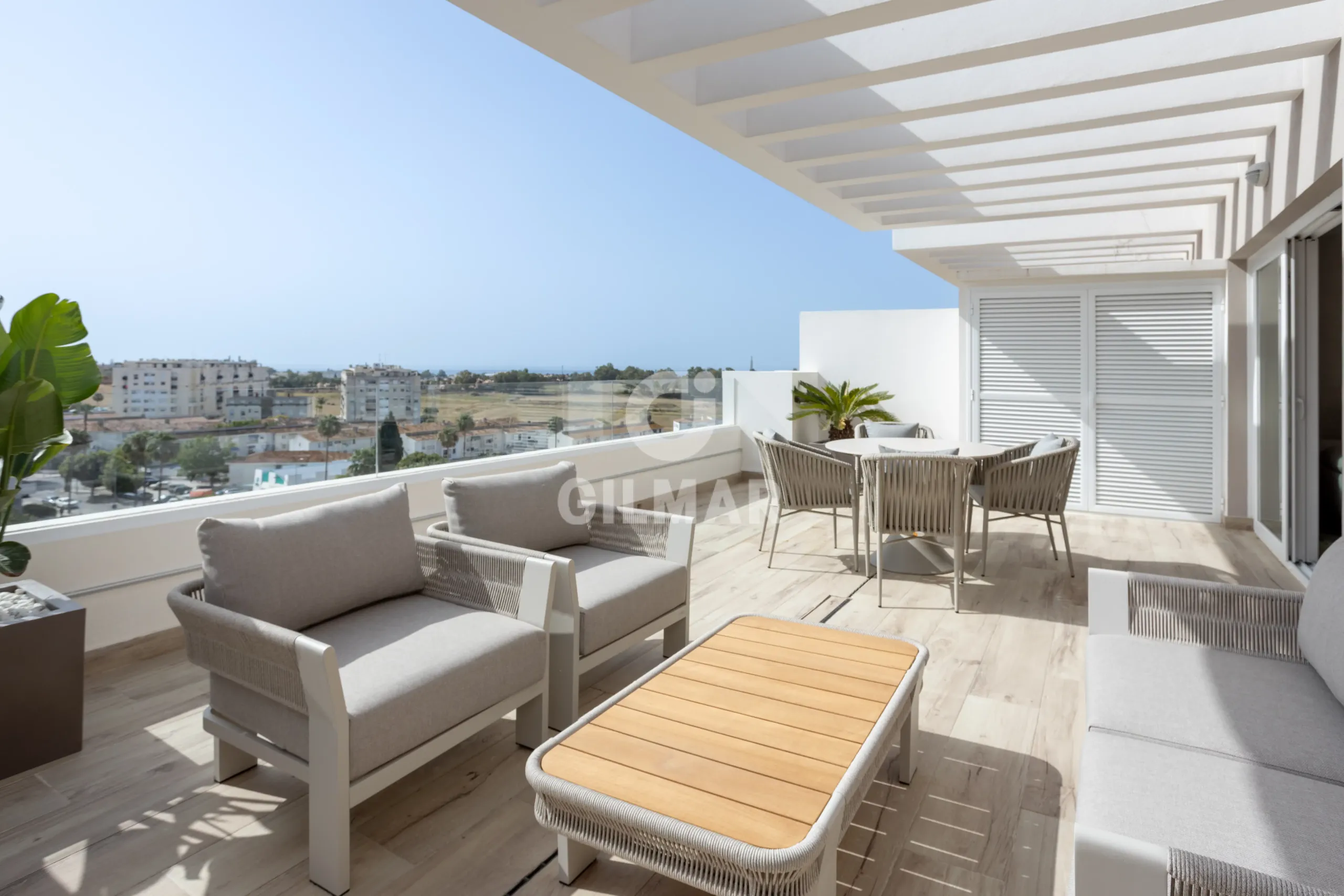 Penthouse in Nueva Andalucía - Málaga