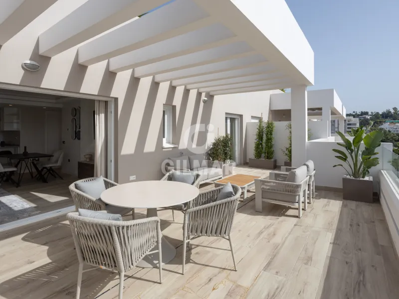 Penthouse in Nueva Andalucía - Málaga