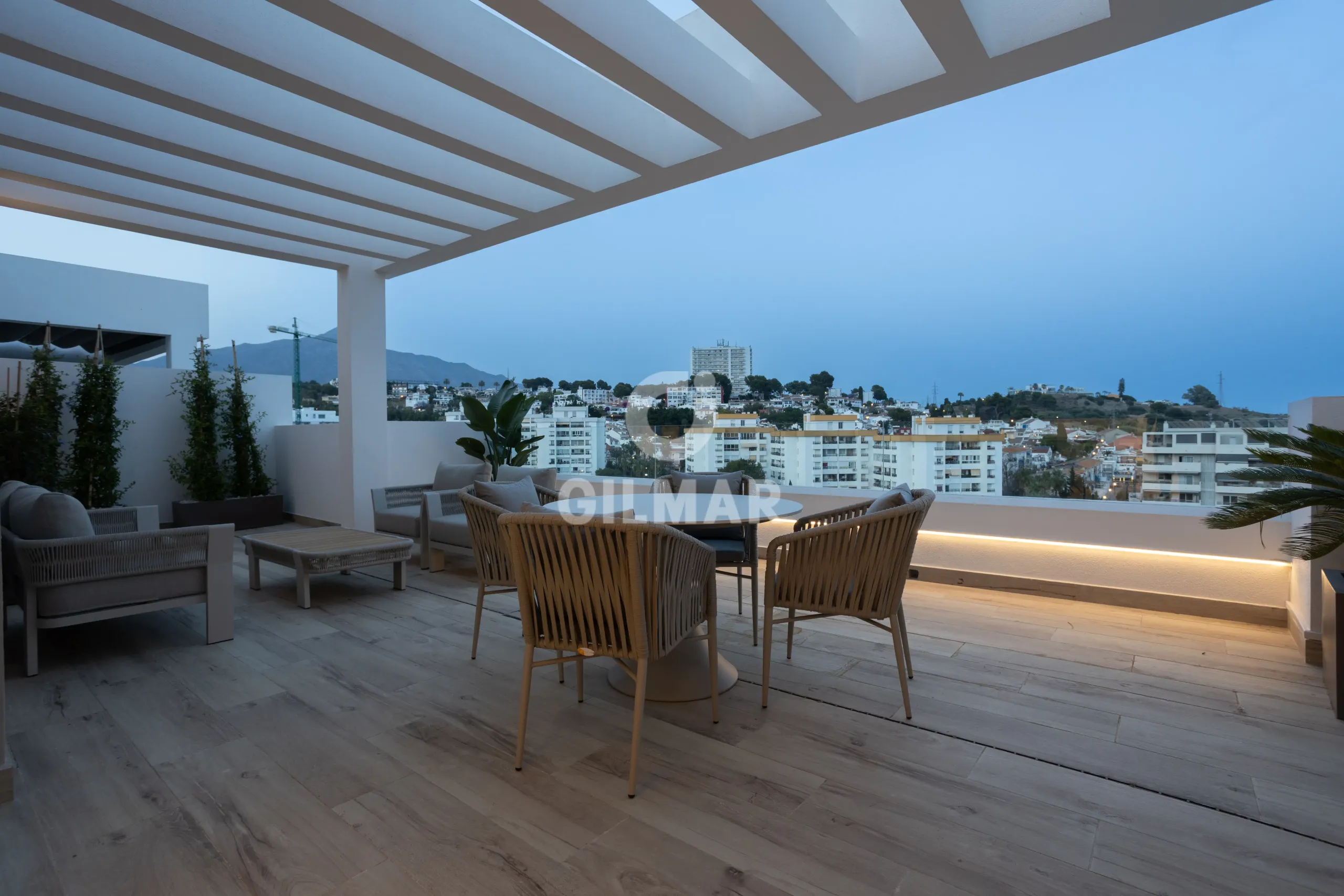 Penthouse in Nueva Andalucía - Málaga