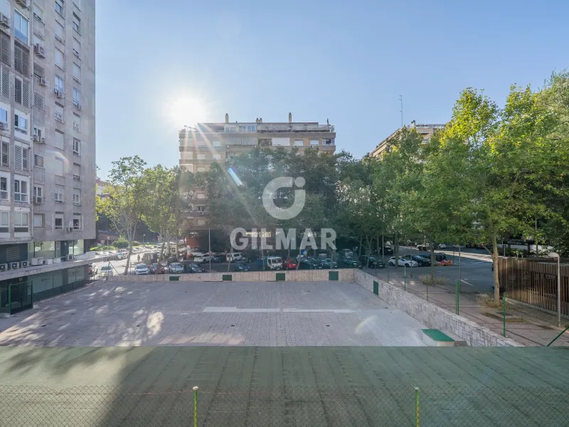 Piso en Nueva España - Madrid
