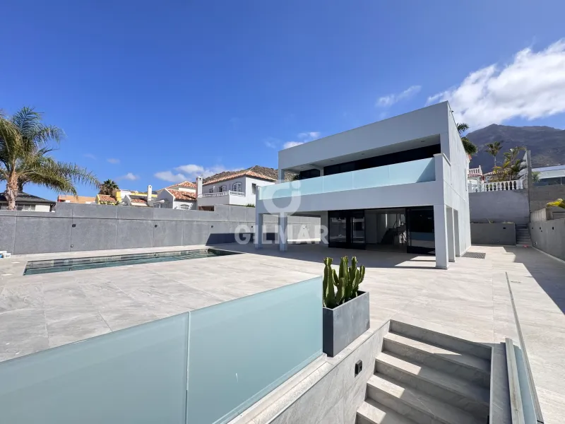Chalet Independiente en Adeje - Santa Cruz de Tenerife