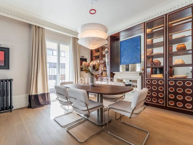 Apartment in Castellana - Madrid