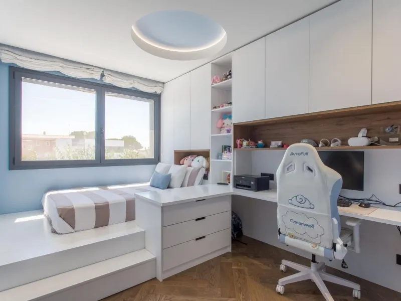 Contemporary Design Villa with Private Pool and High-End Finishes in Sant Andreu de Llavaneres, Barcelona