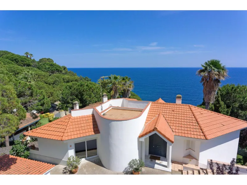 Luxury Seafront Villa in Lloret de Mar, Costa Brava
