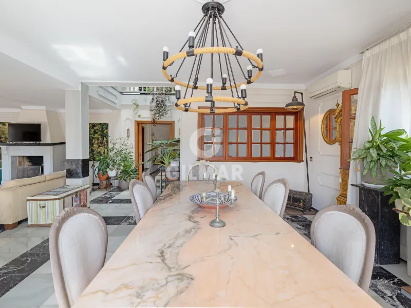 Chalet Independiente en Estepona Oeste - Málaga