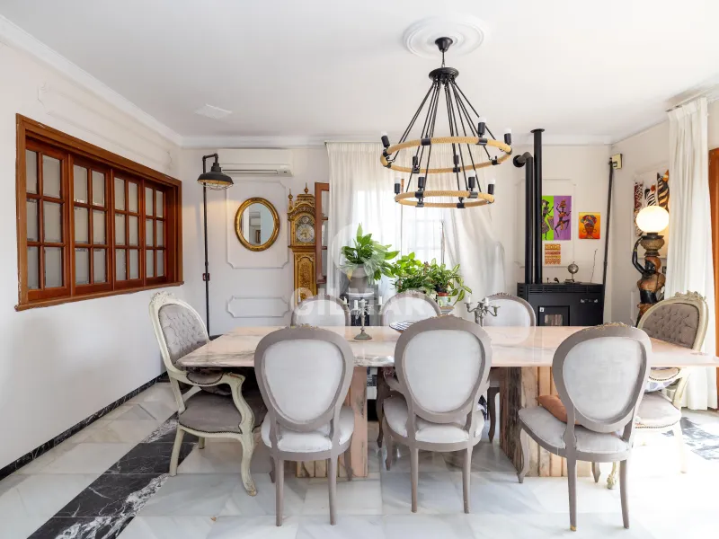 Chalet Independiente en Estepona Oeste - Málaga