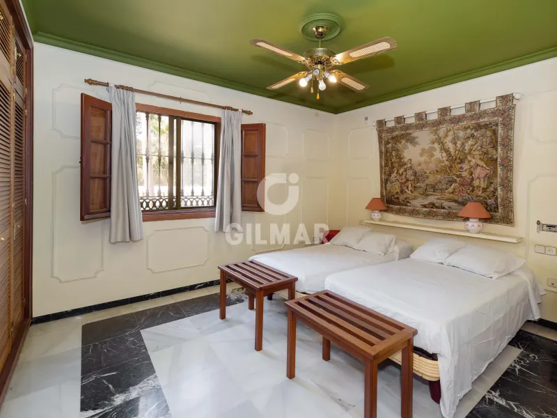 Chalet Independiente en Estepona Oeste - Málaga