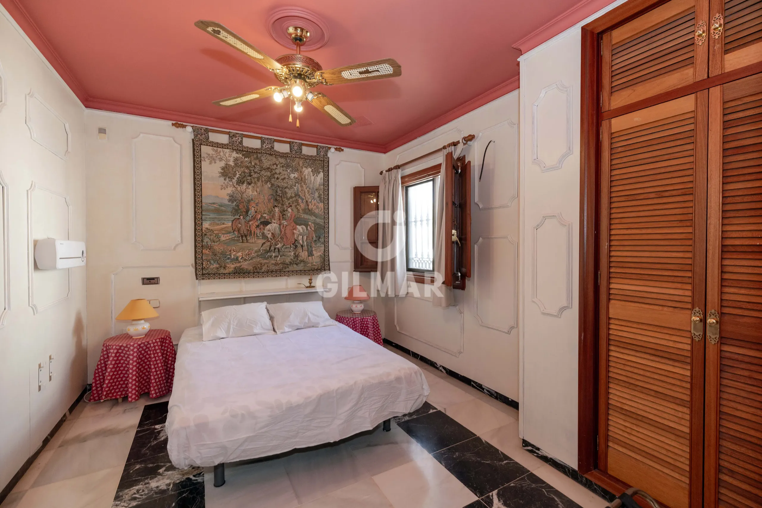 Chalet Independiente en Estepona Oeste - Málaga