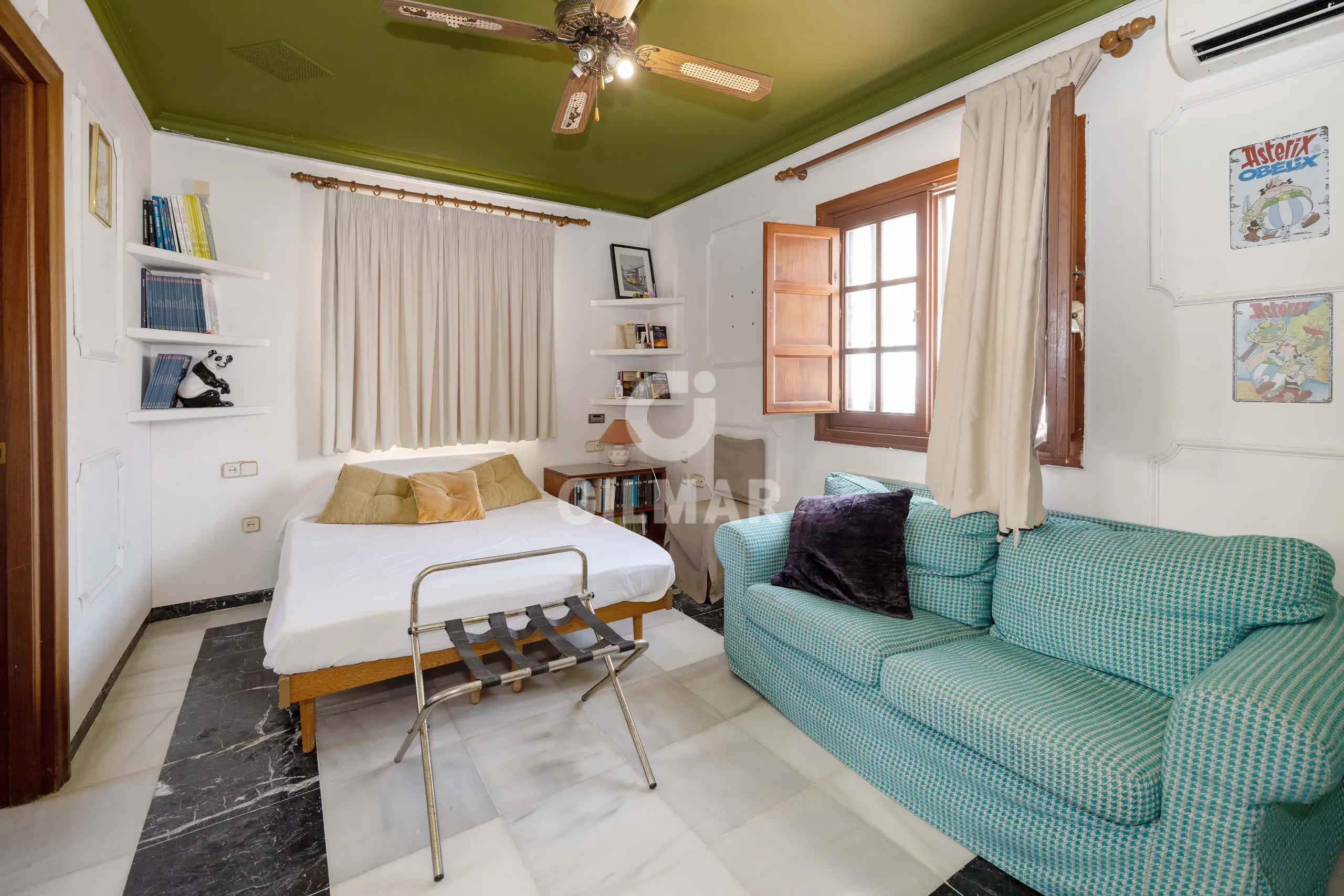 Chalet Independiente en Estepona Oeste - Málaga