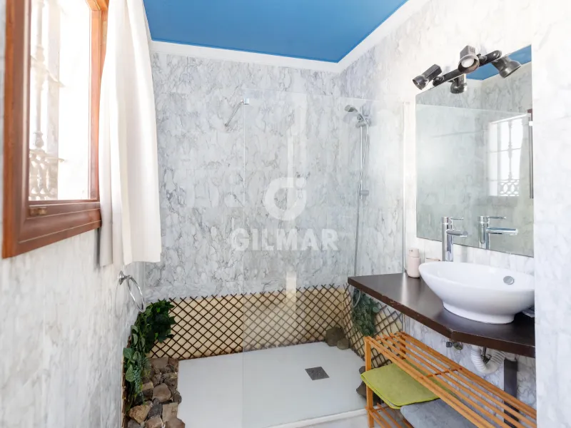 Chalet Independiente en Estepona Oeste - Málaga