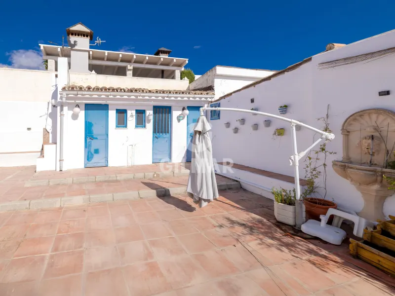 Chalet Independiente en Estepona Oeste - Málaga