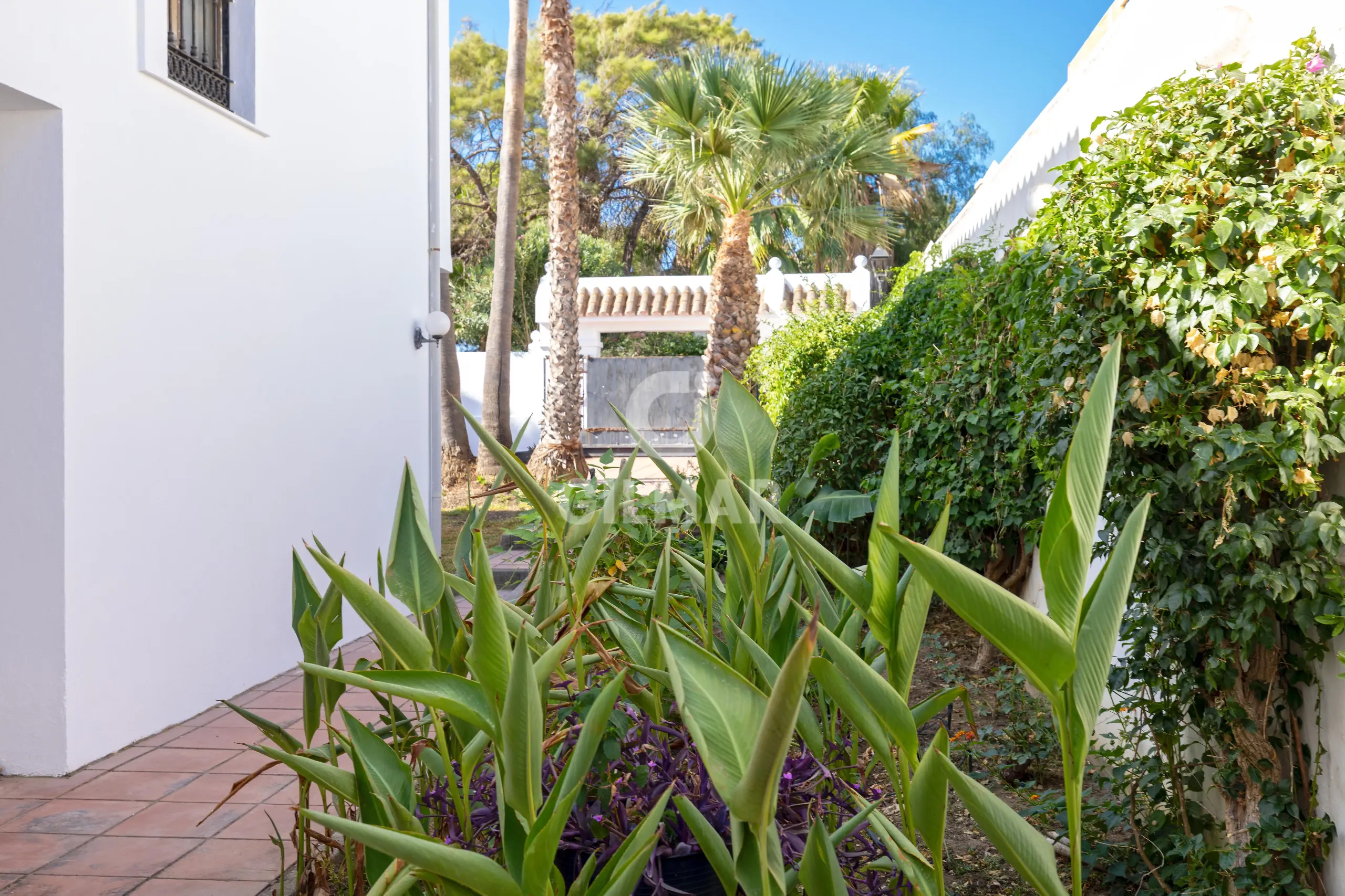 Chalet Independiente en Estepona Oeste - Málaga
