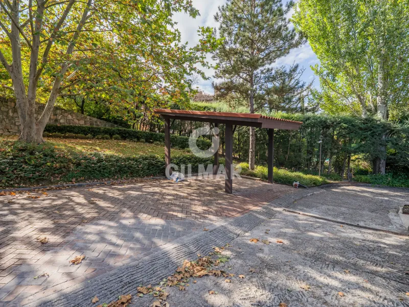 Chalet Independiente en Ciudalcampo - Madrid