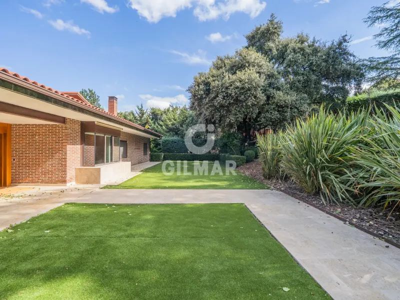 Chalet Independiente en Ciudalcampo - Madrid