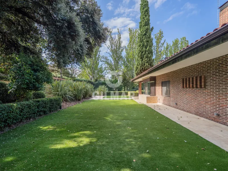 Chalet Independiente en Ciudalcampo - Madrid
