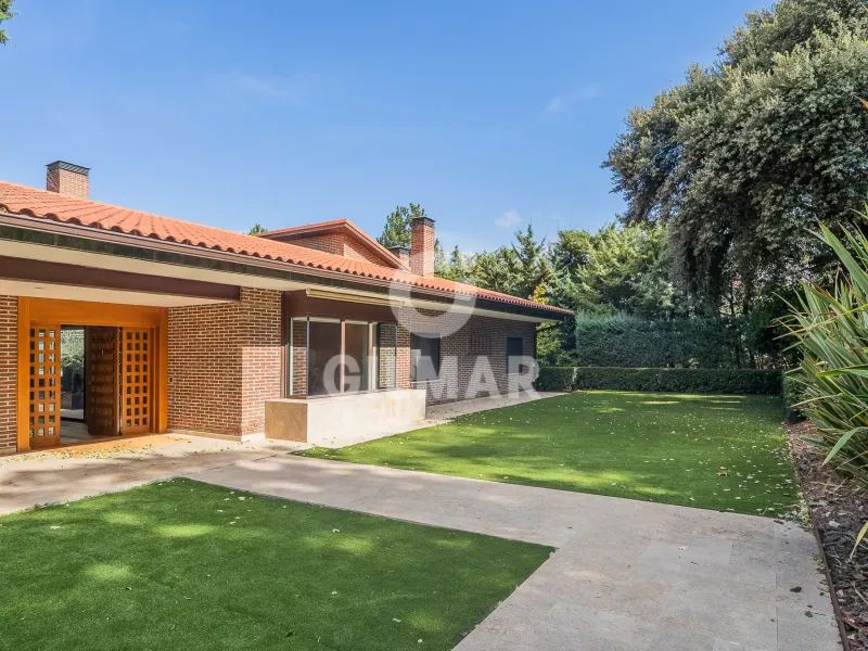 Chalet Independiente en Ciudalcampo - Madrid