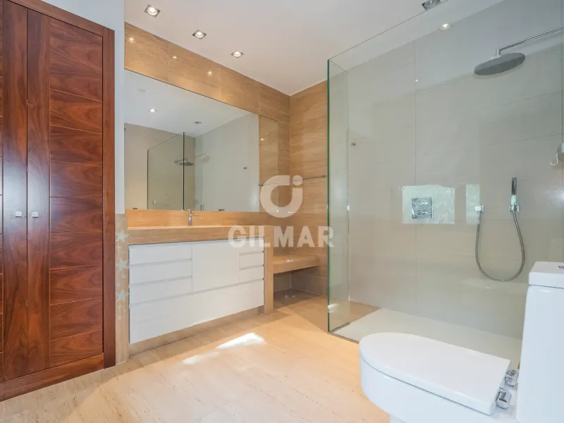 Chalet Independiente en Ciudalcampo - Madrid