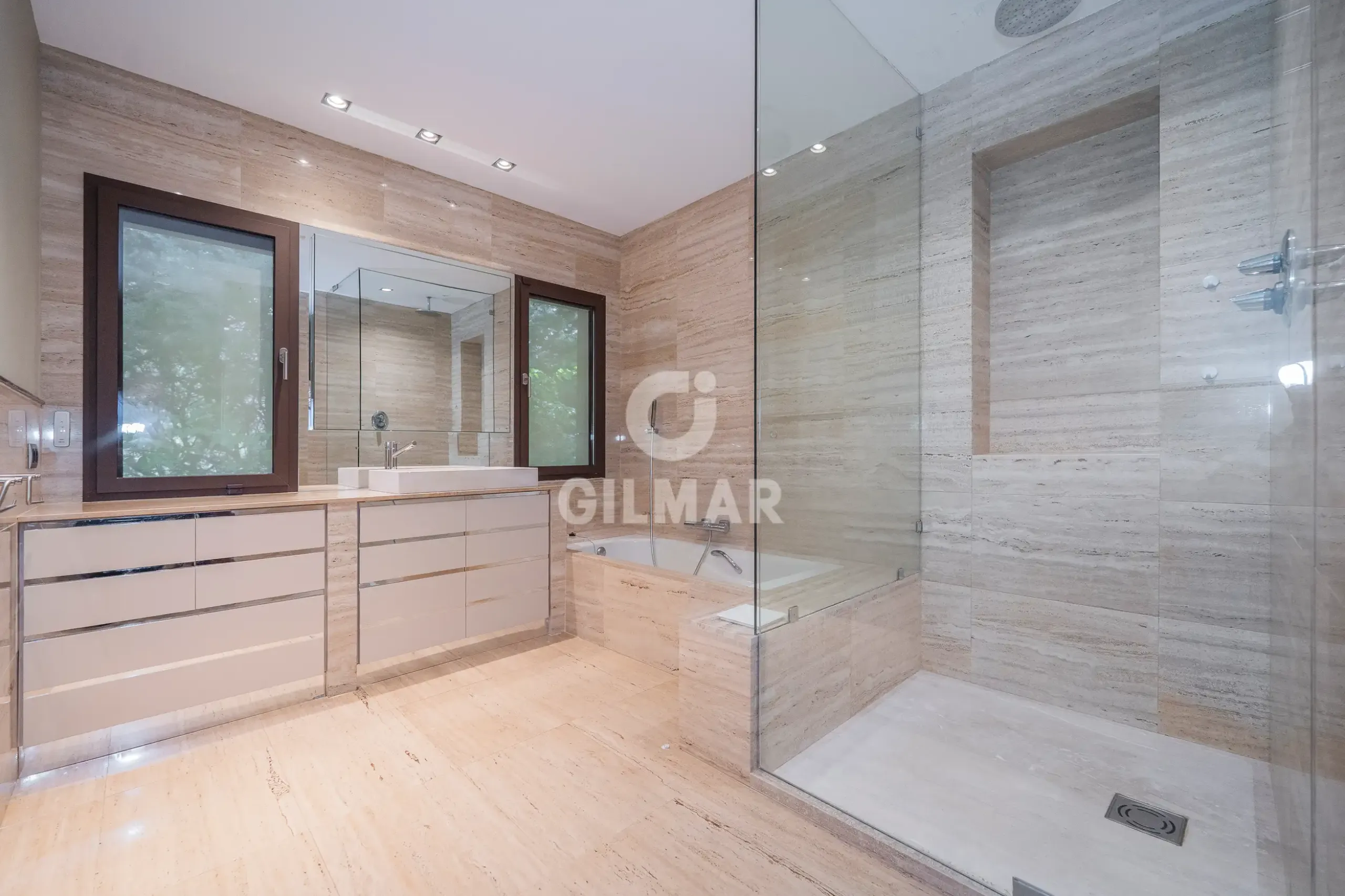 Chalet Independiente en Ciudalcampo - Madrid