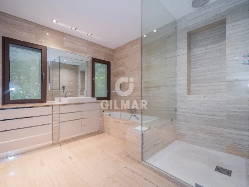 Chalet Independiente en Ciudalcampo - Madrid