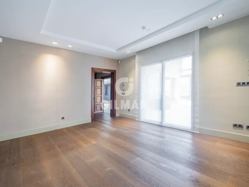 Chalet Independiente en Ciudalcampo - Madrid